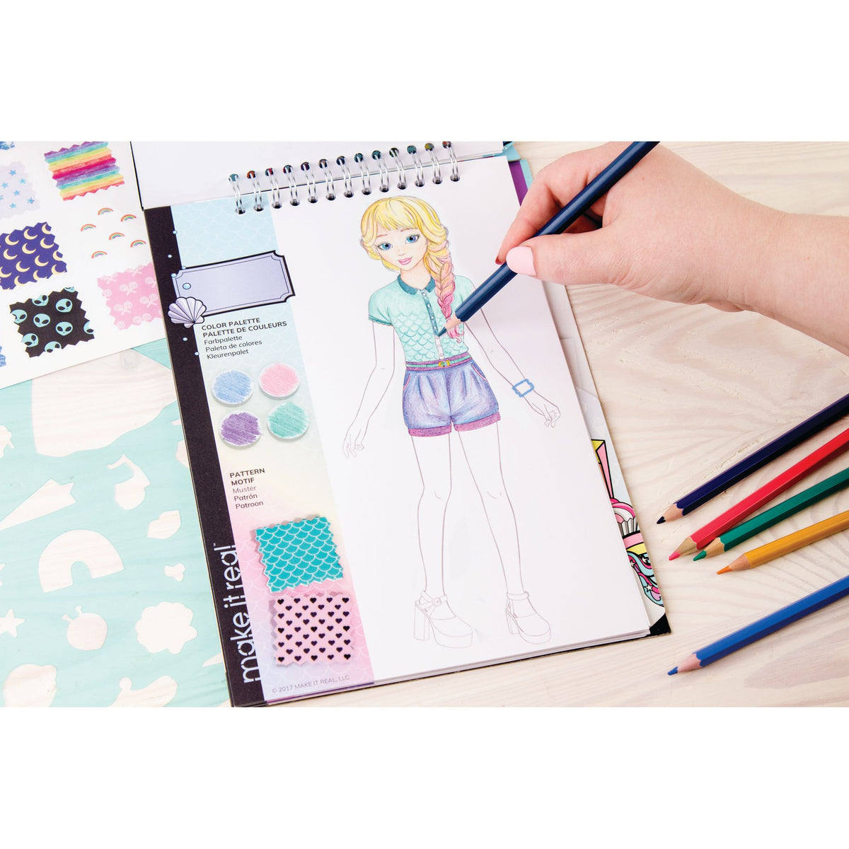 Make It Real Fashion Design Sketchbook: Blooming CreativityFashion Design Sketchbook: Pastel Pop!Fashion Design Sketchbook: City StyleBlooming Vibes Sketchbook main image 0