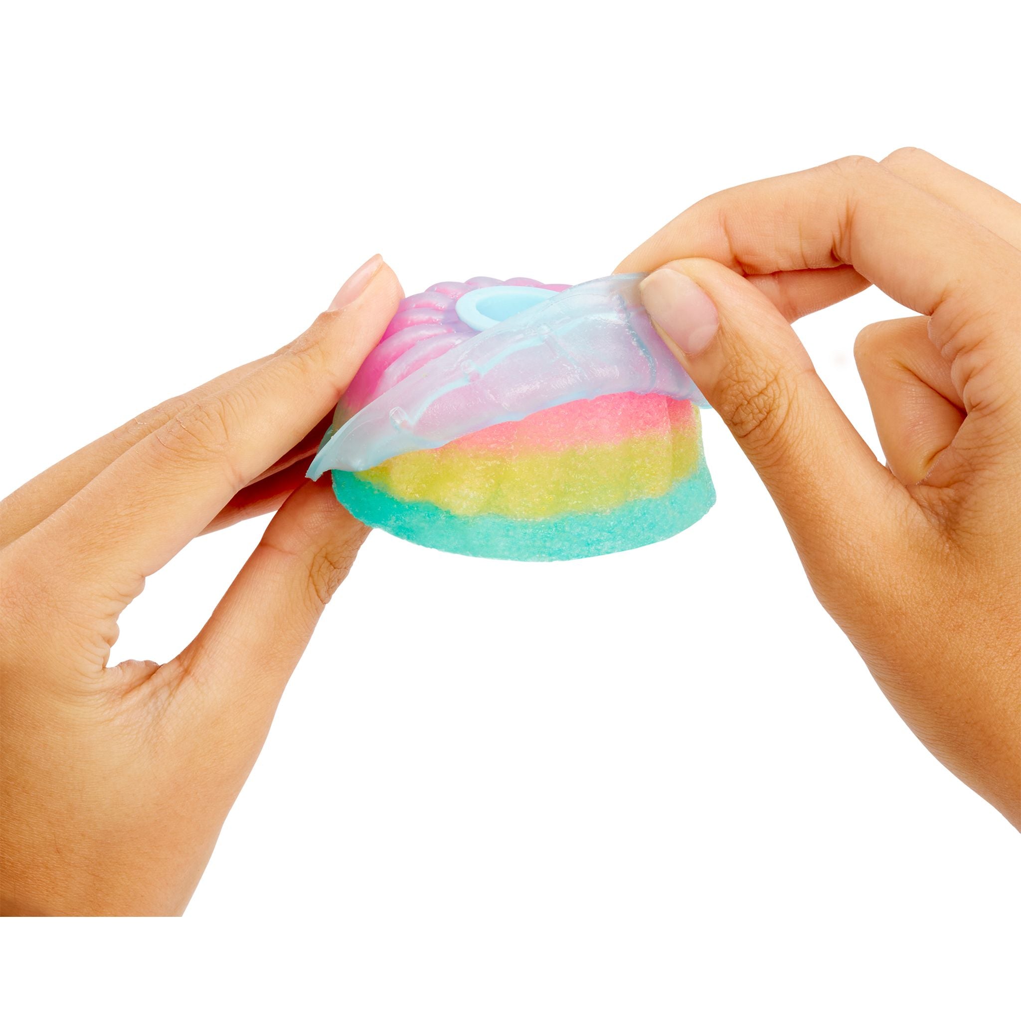 L.O.L. Surprise Mix & Make Birthday Cake Tots