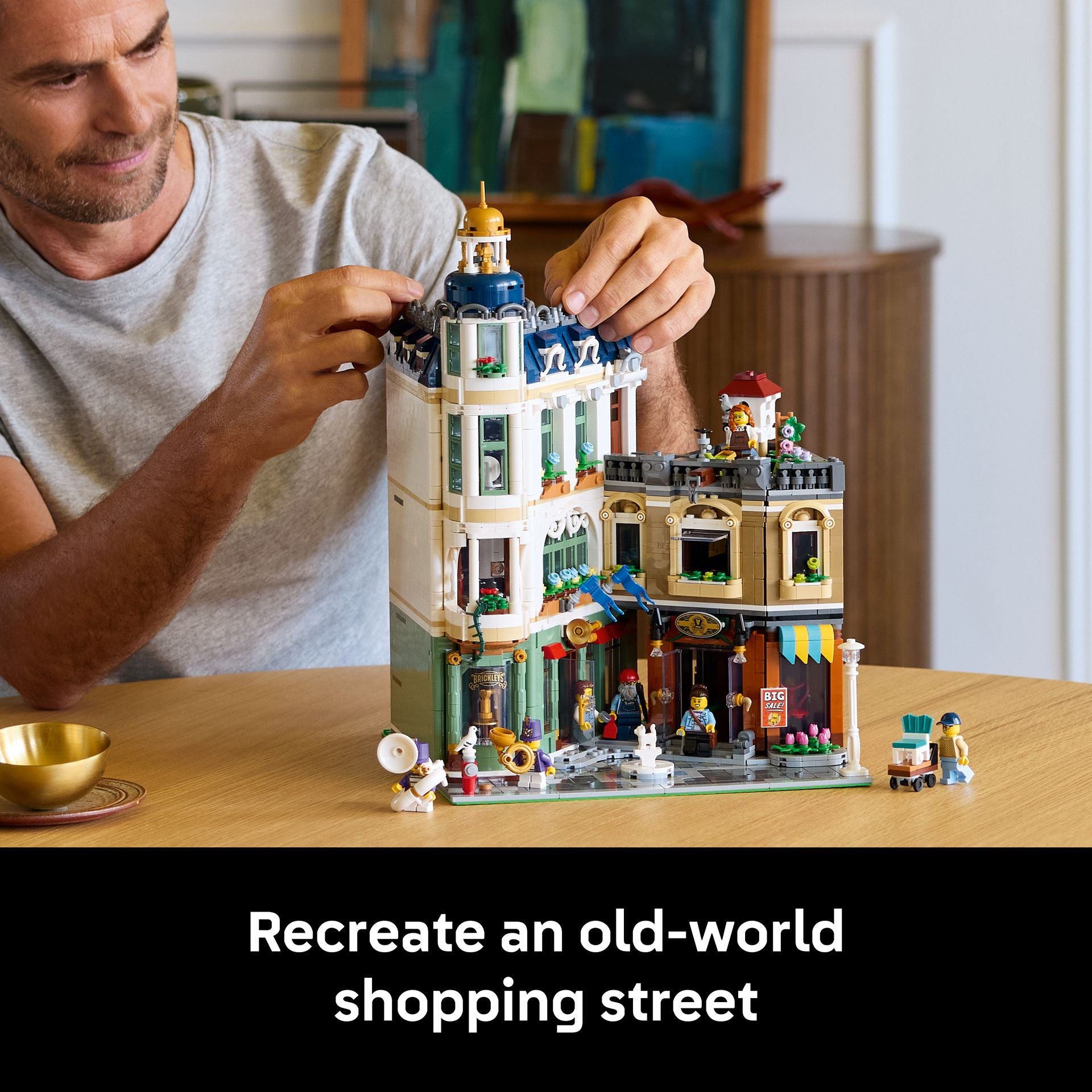 LEGO 11371 Icons Shopping Street
