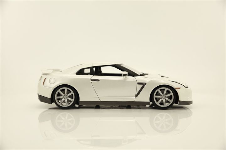 Bburago 1:18 2009 Nissan GT-R(R35)