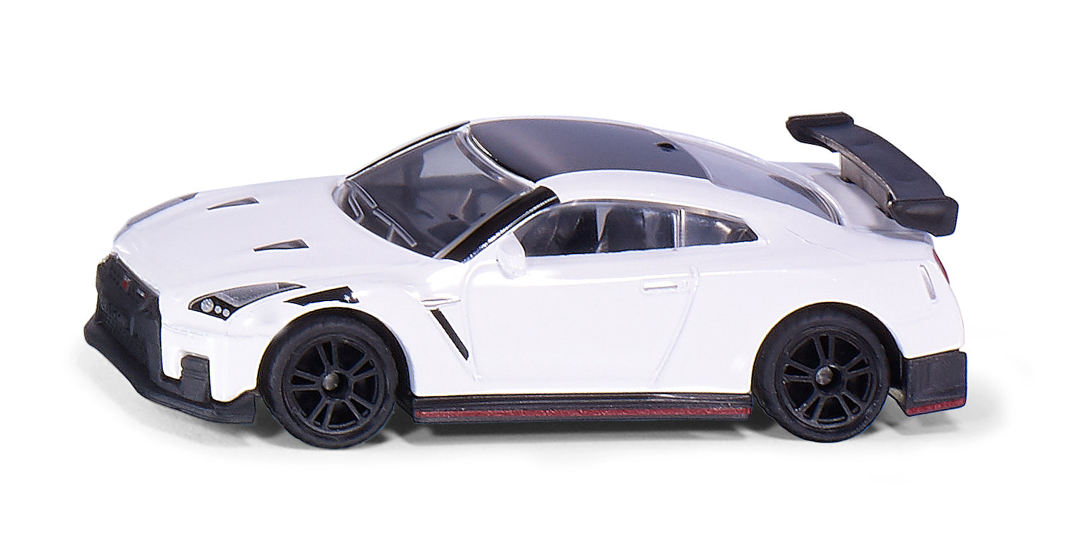 Siku 1579 Nissan GtR Nismo (R35)