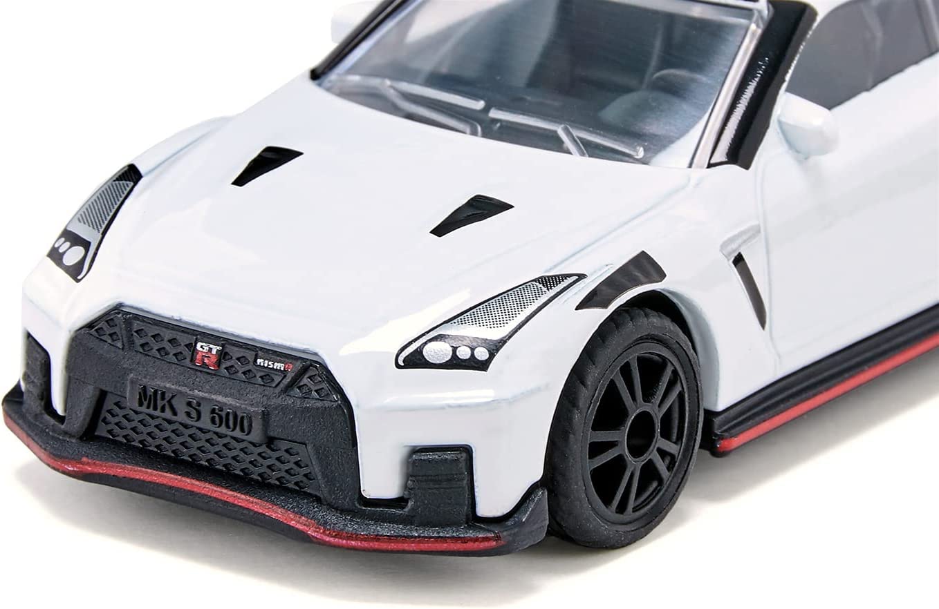 Siku 1579 Nissan GtR Nismo (R35)