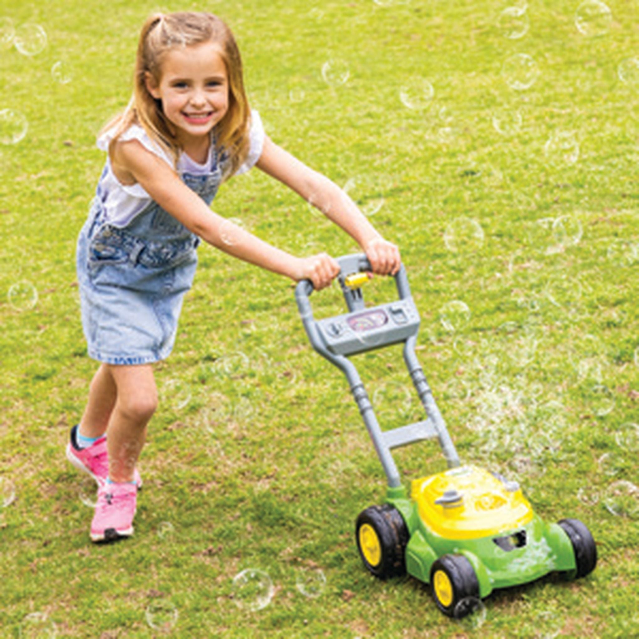 John Deere Bubble 'N' Go Mower Combo - Toyworld NZ