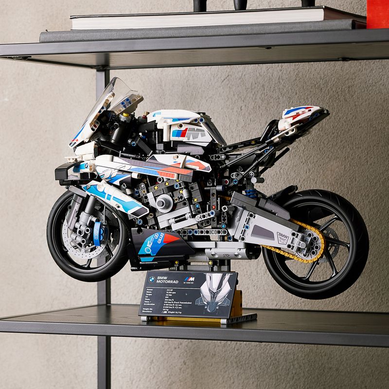 LEGO 42130 Technic BMW M 1000 Rr - Toyworld NZ