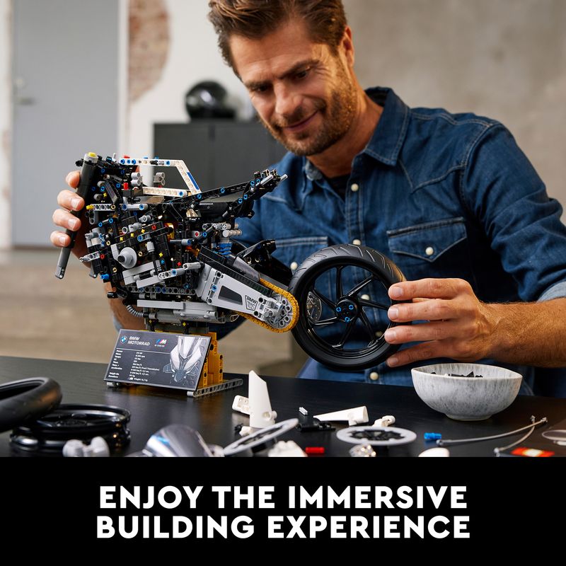 LEGO 42130 Technic BMW M 1000 Rr - Toyworld NZ