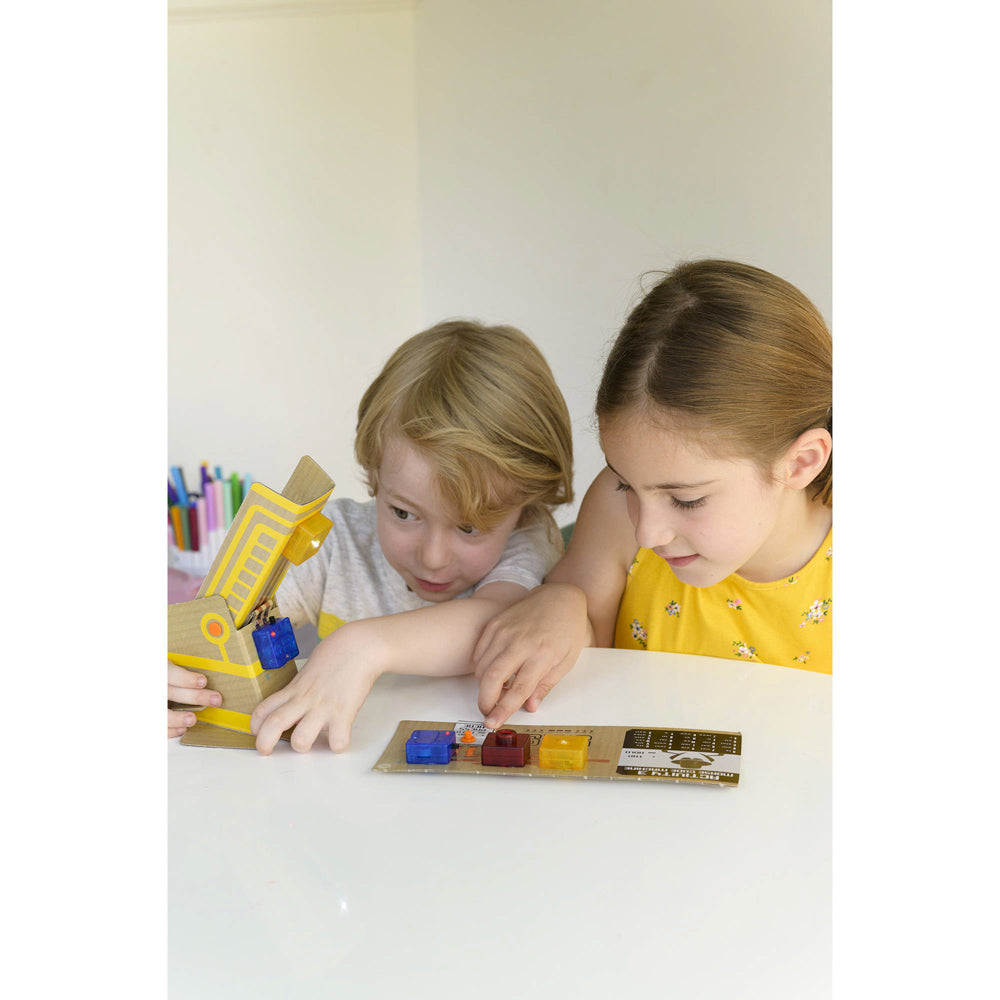 4M Techcraft Paper Circuit Science Kit.