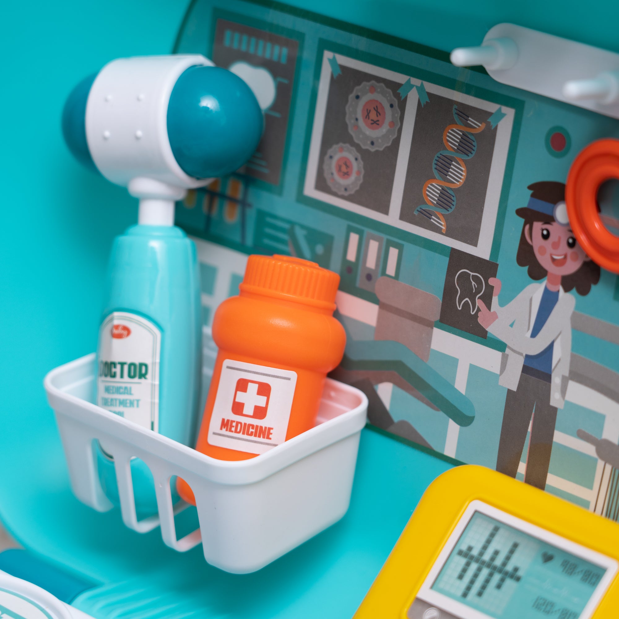 Little Dentist Wheelie Suitcase Kit