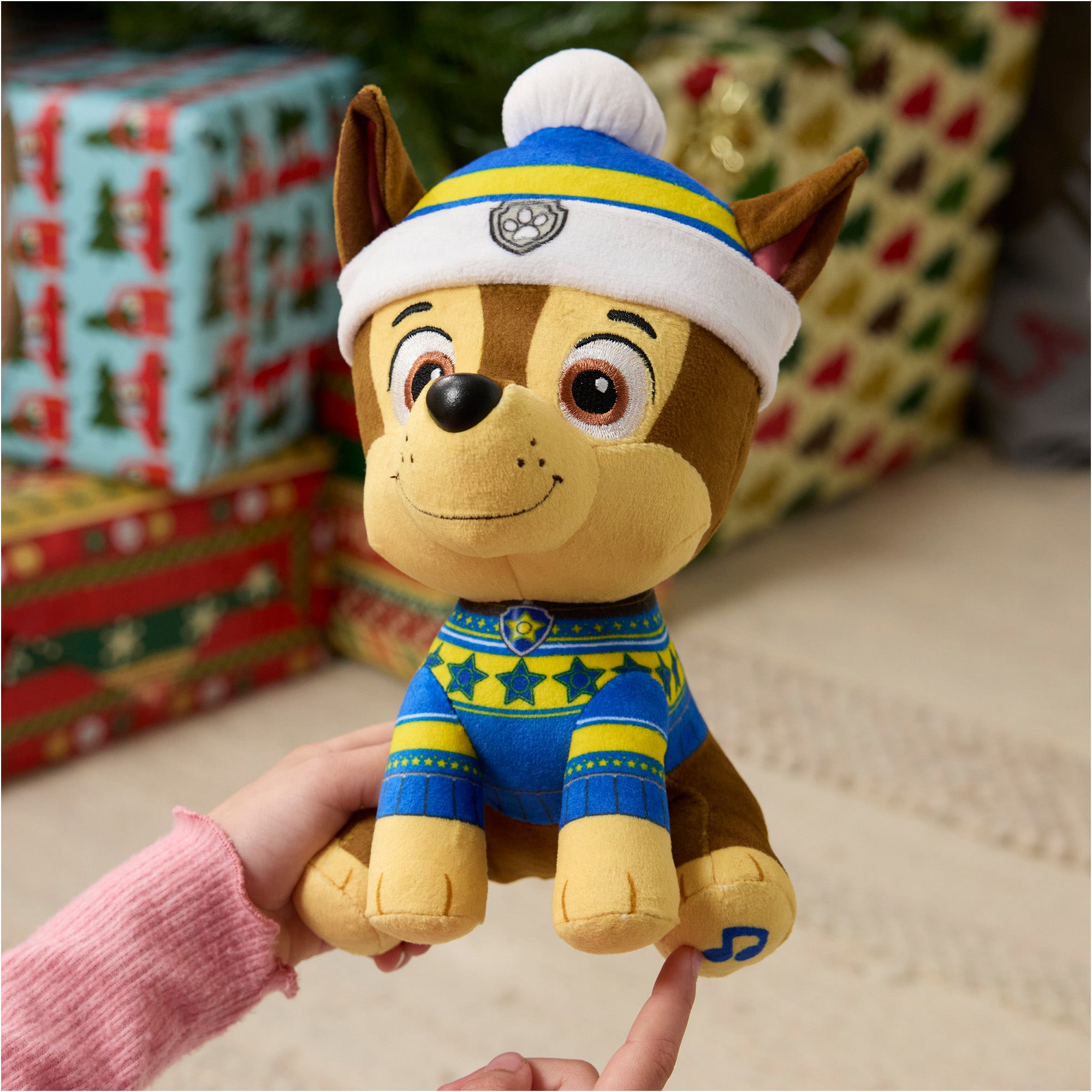 PAW Patrol 8 Inch Holiday Plush - Chase