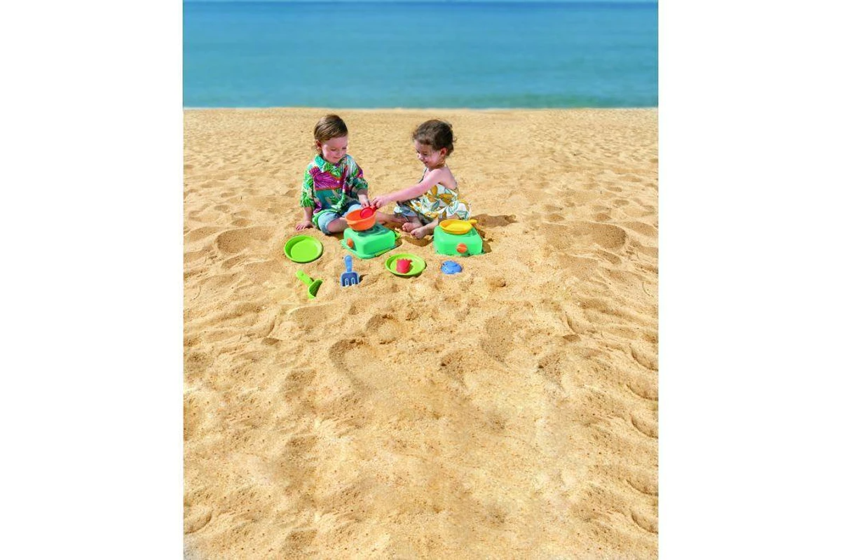 Hape Sandy Chef Beach Cooking Set
