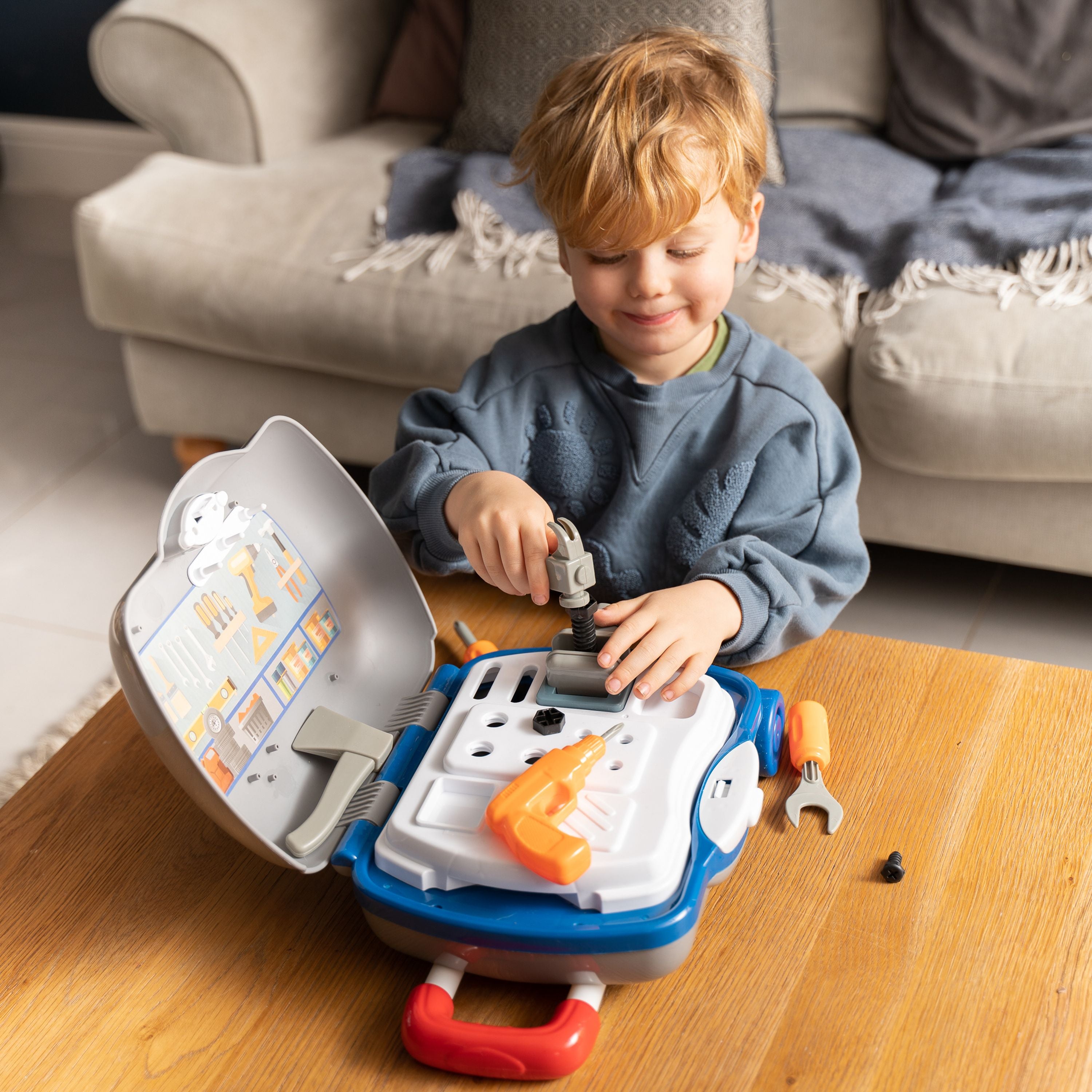 Little Workshop Wheelie Suitcase 20 Piece Case