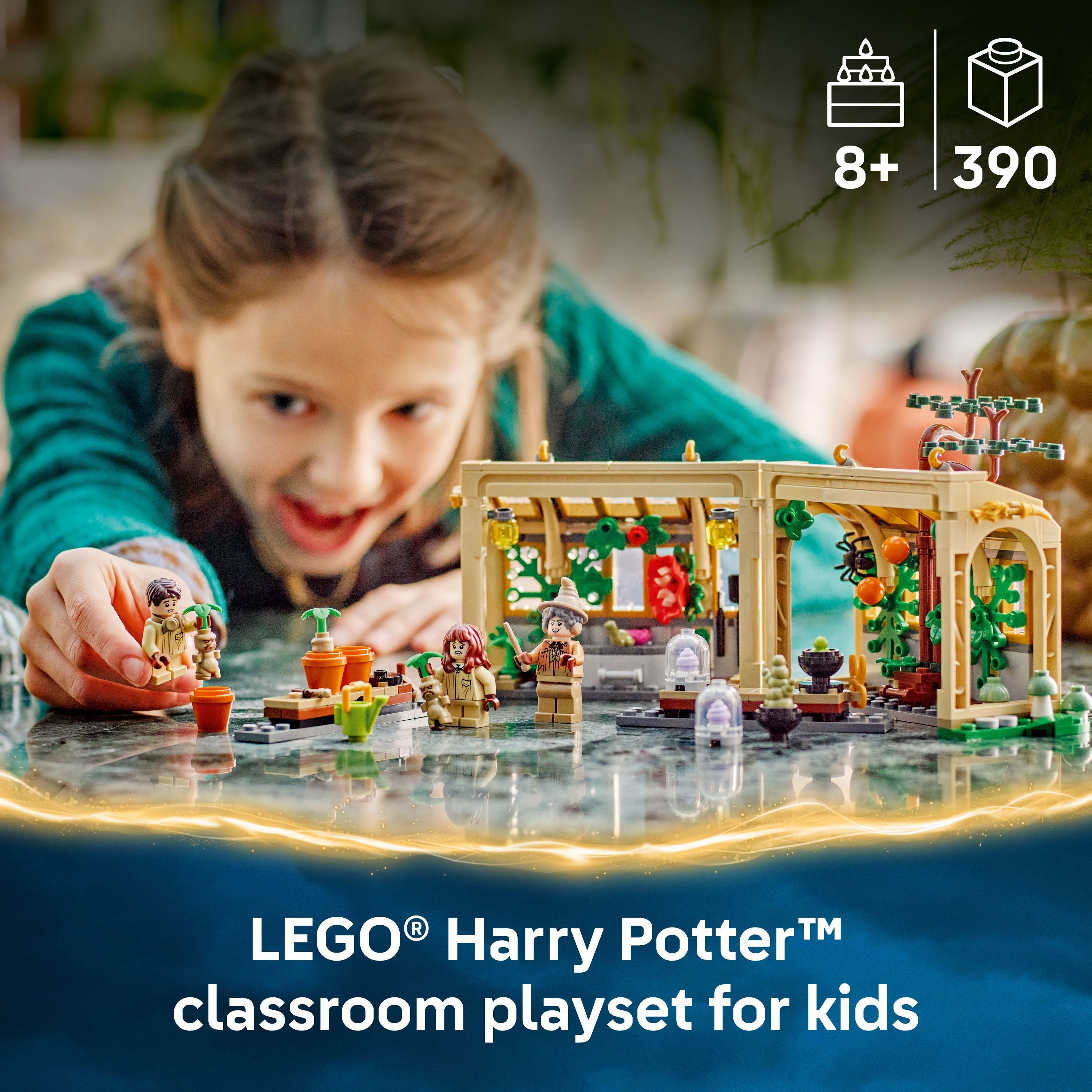 LEGO 76445 Harry Potter Hogwarts Castle: Herbology Class