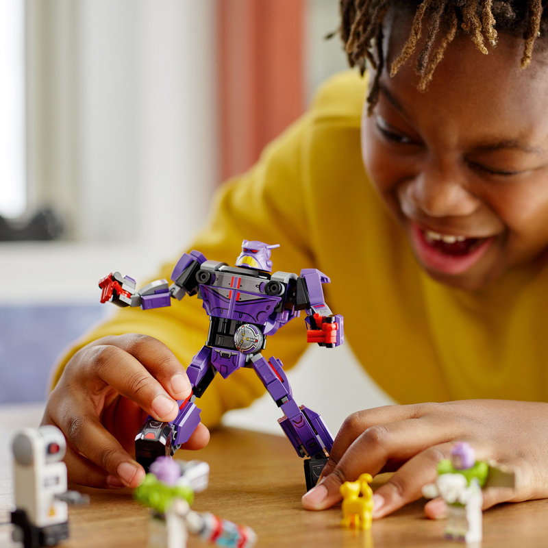 LEGO 76831 Disney Pixar Lightyear Zurg Battle