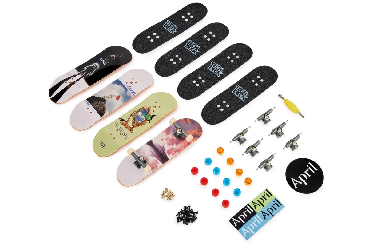 Tech Deck Ultra Deluxe 4-Pack April