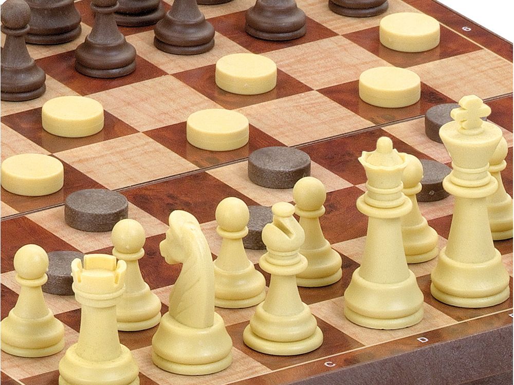 Cayro Magnetic Chess And Draughts Game