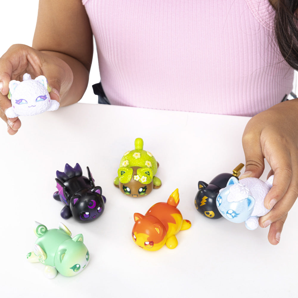 Aphmau Series 7 Mystery MeeMeows Figure - Elemental