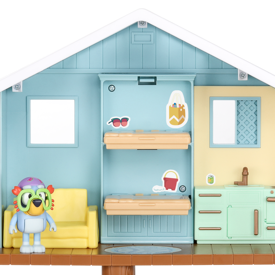 Bluey Series 9 - Bluey's Beach Cabin Playset