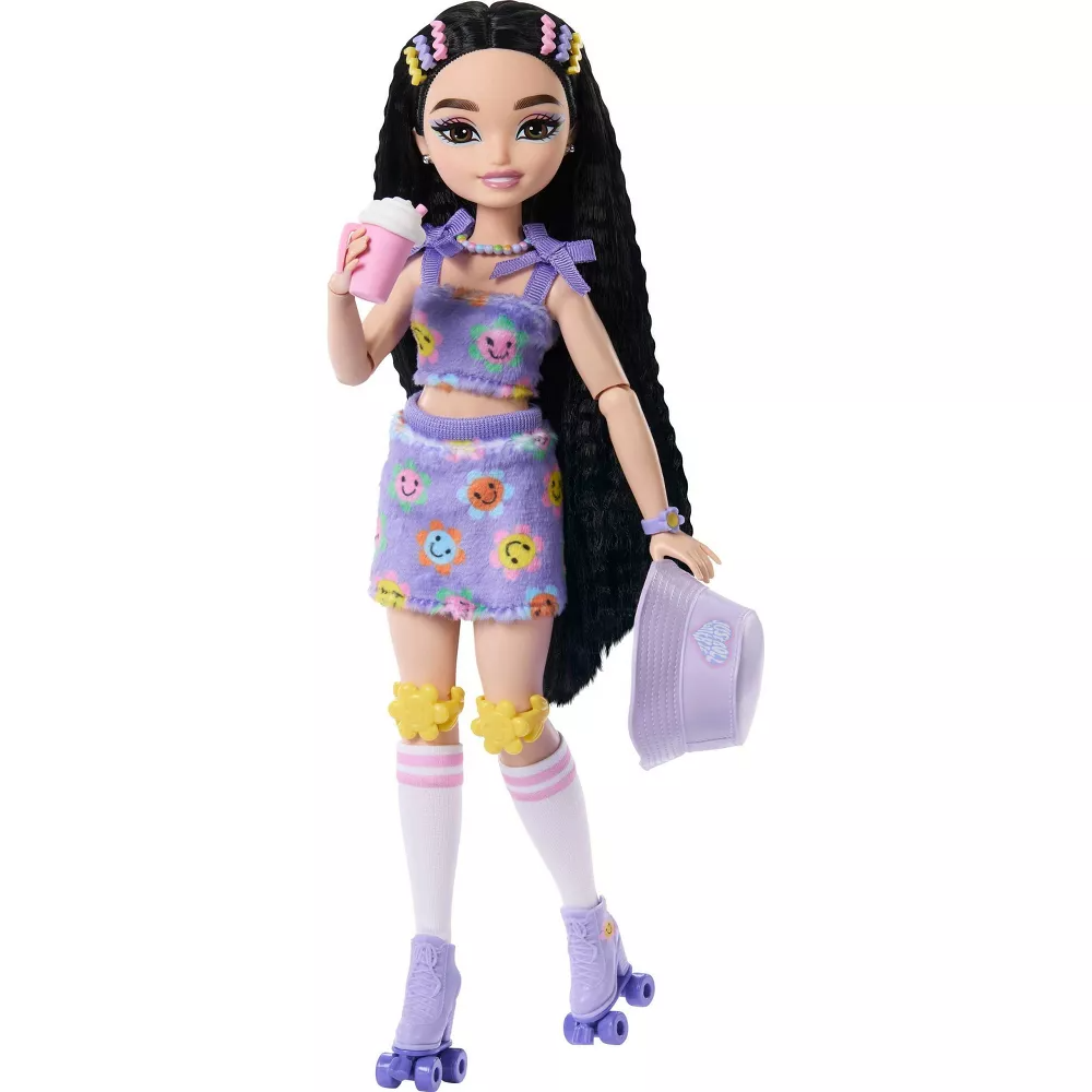 Barbie Dream Besties Renee Roller Skating Fashion Doll - Toyworld NZ