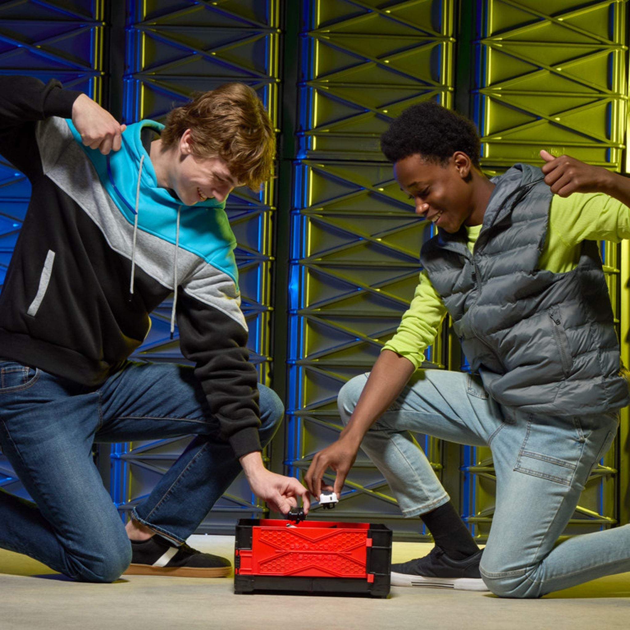 Beyblade X Clash and Carry Beystadium