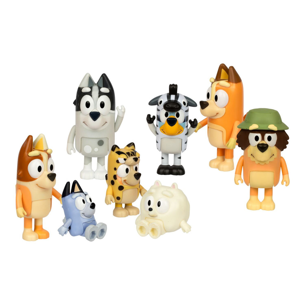 Bluey Family Dress Up Fun playset with 8 figures