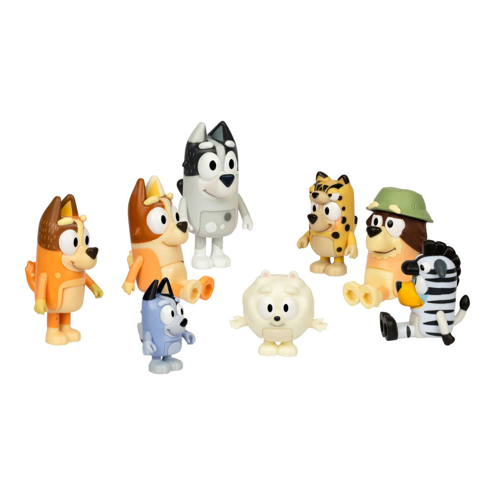 Bluey Family Dress Up Fun playset with 8 figures