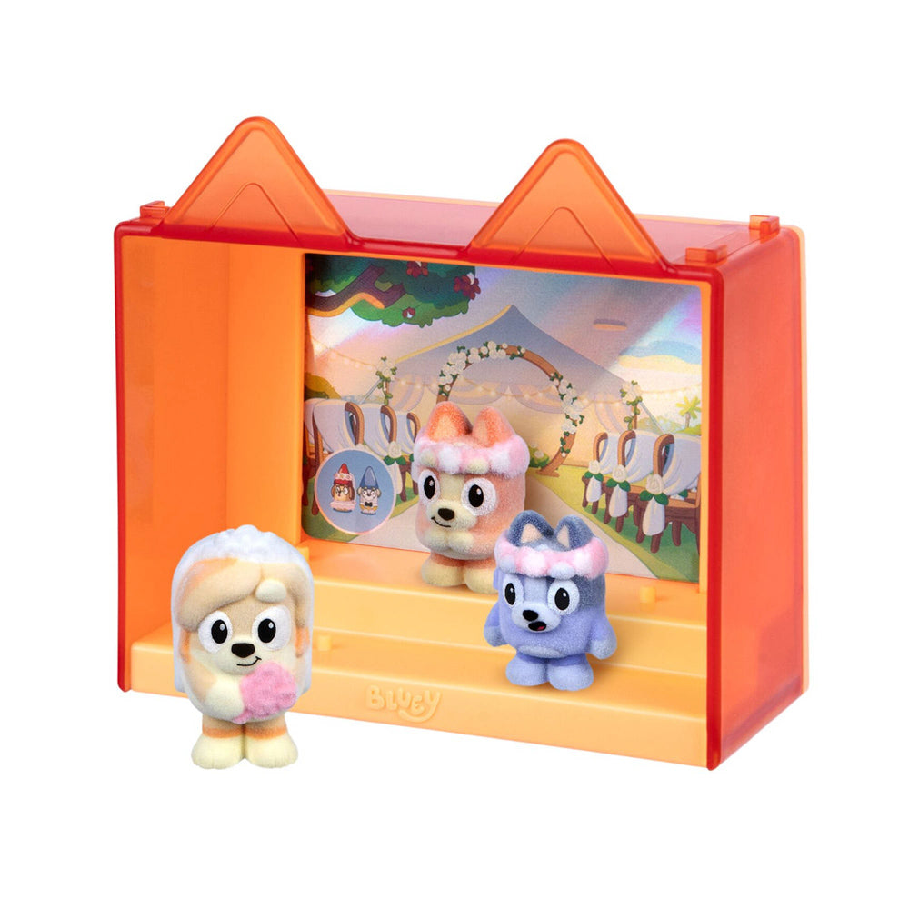 Bluey Series 1 Fuzzies figures The Sign Episode Pack dolls wedding