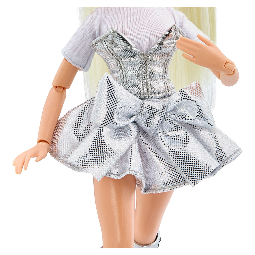 Bratz Charmz Cloe Fashion Doll with bracelet.