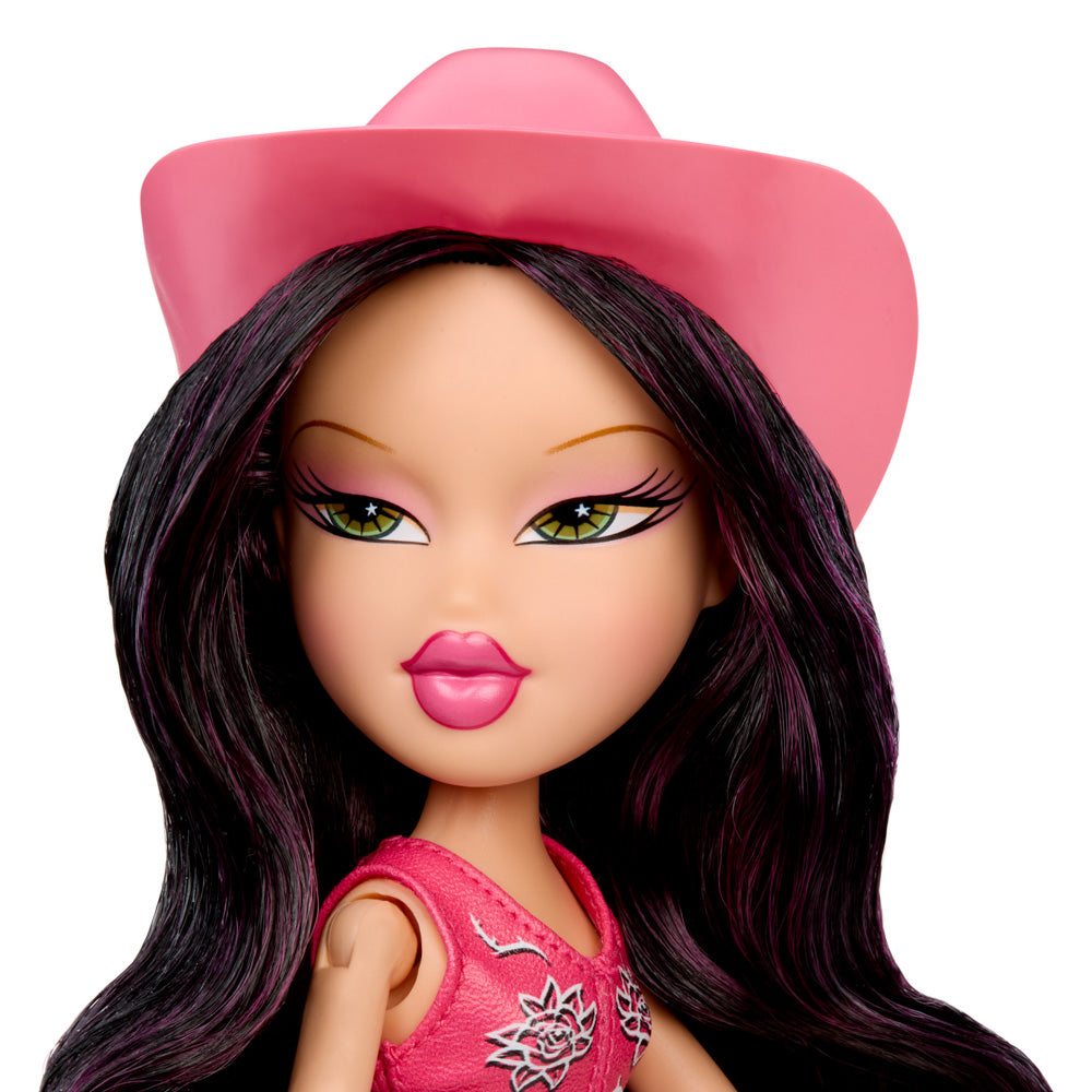 Closeup of Bratz Sassy Stampede Western Cowgirl Doll - Jade.