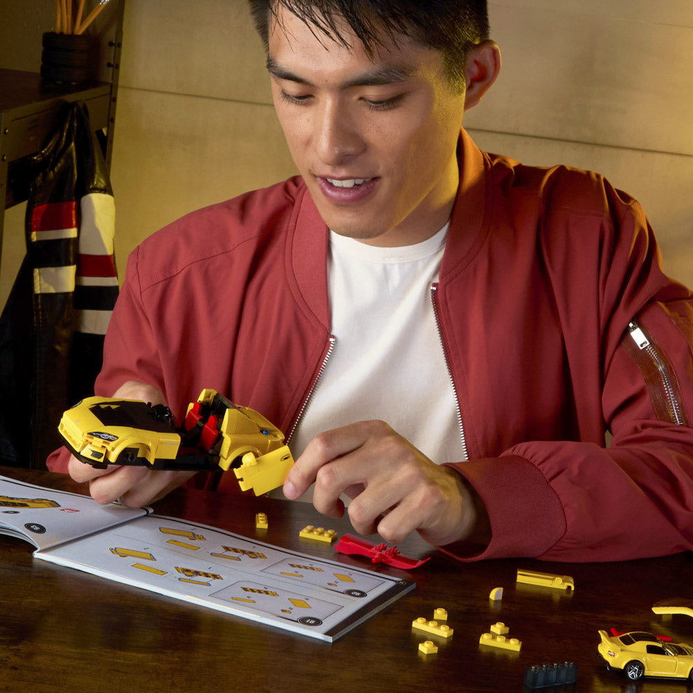 Main building the Brick Shop Hot Wheels Speed Series Honda S2000 toy car