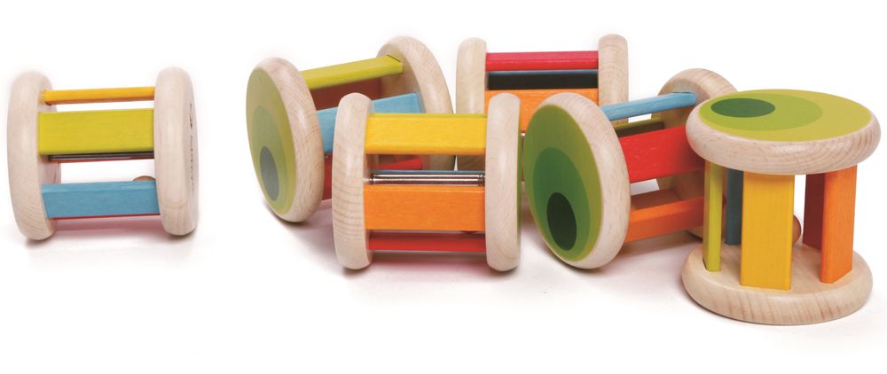 Classic World Wooden Roller Rattle
