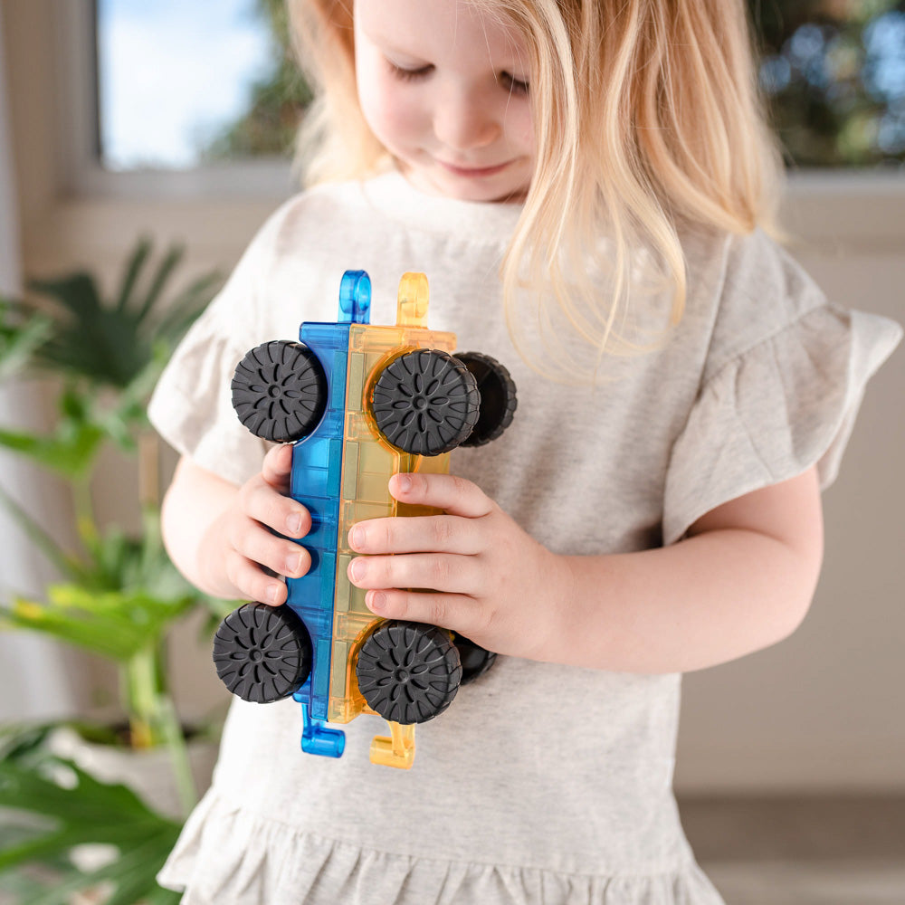 CONNETIX Magnetic Tiles 2 Piece - Bright Car Pack.