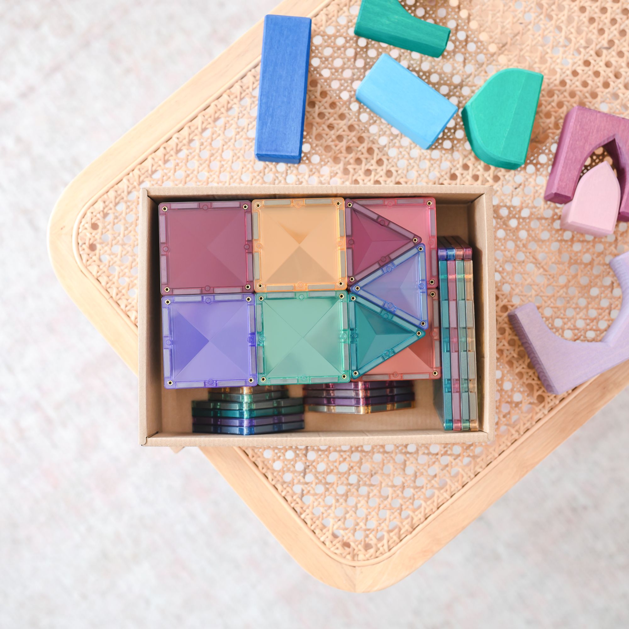 CONNETIX Magnetic Tiles 64 Piece Pastel Starter Pack - Toyworld NZ