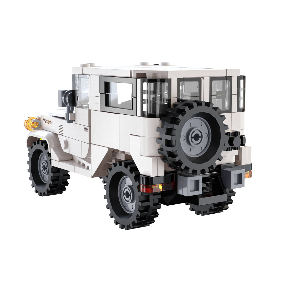 CaDA 1:24 Toyota Land Cruiser FJ40 building set.