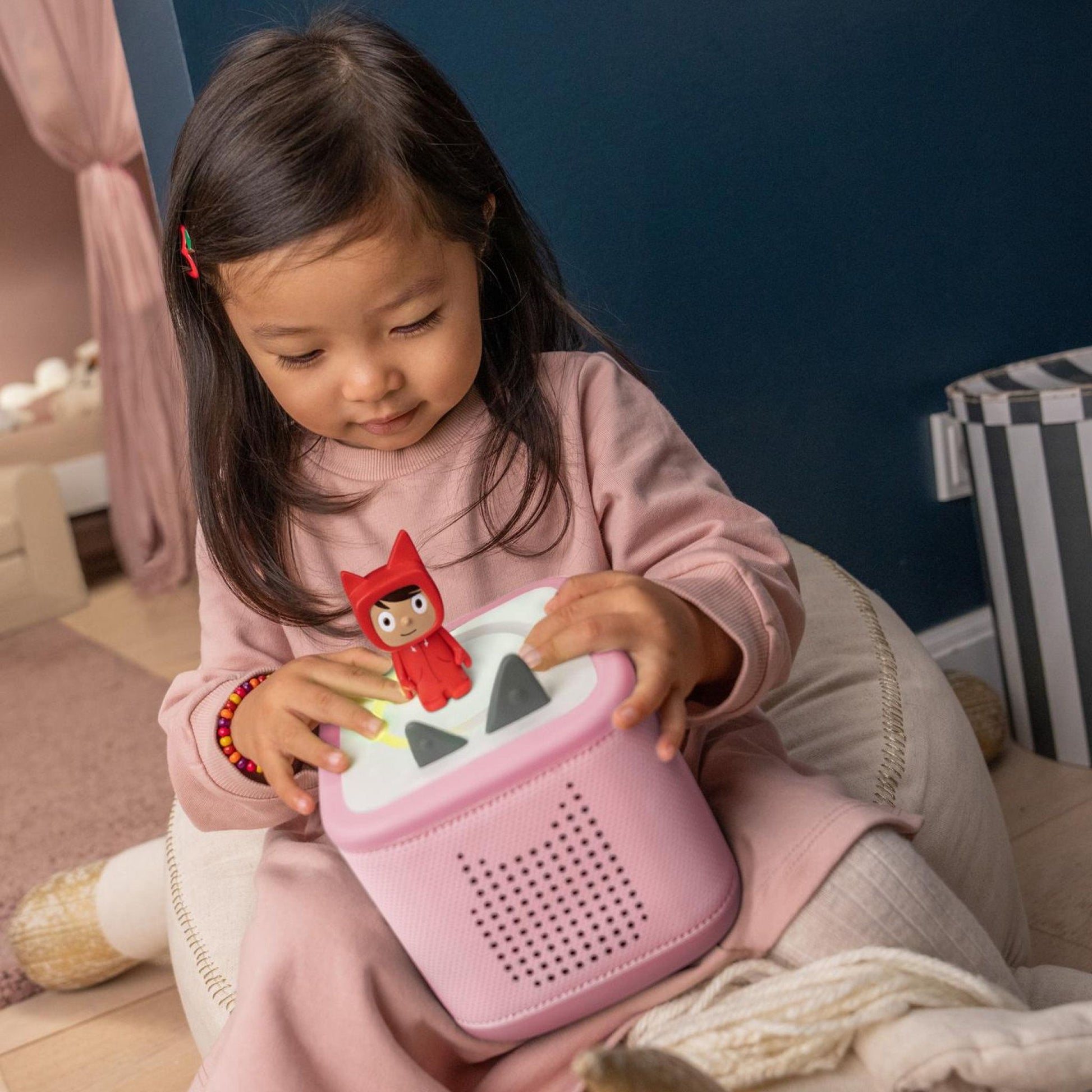 Tonies Toniebox 2 speaker Creative Tonie Rubie Starter Set - Cloud Pink