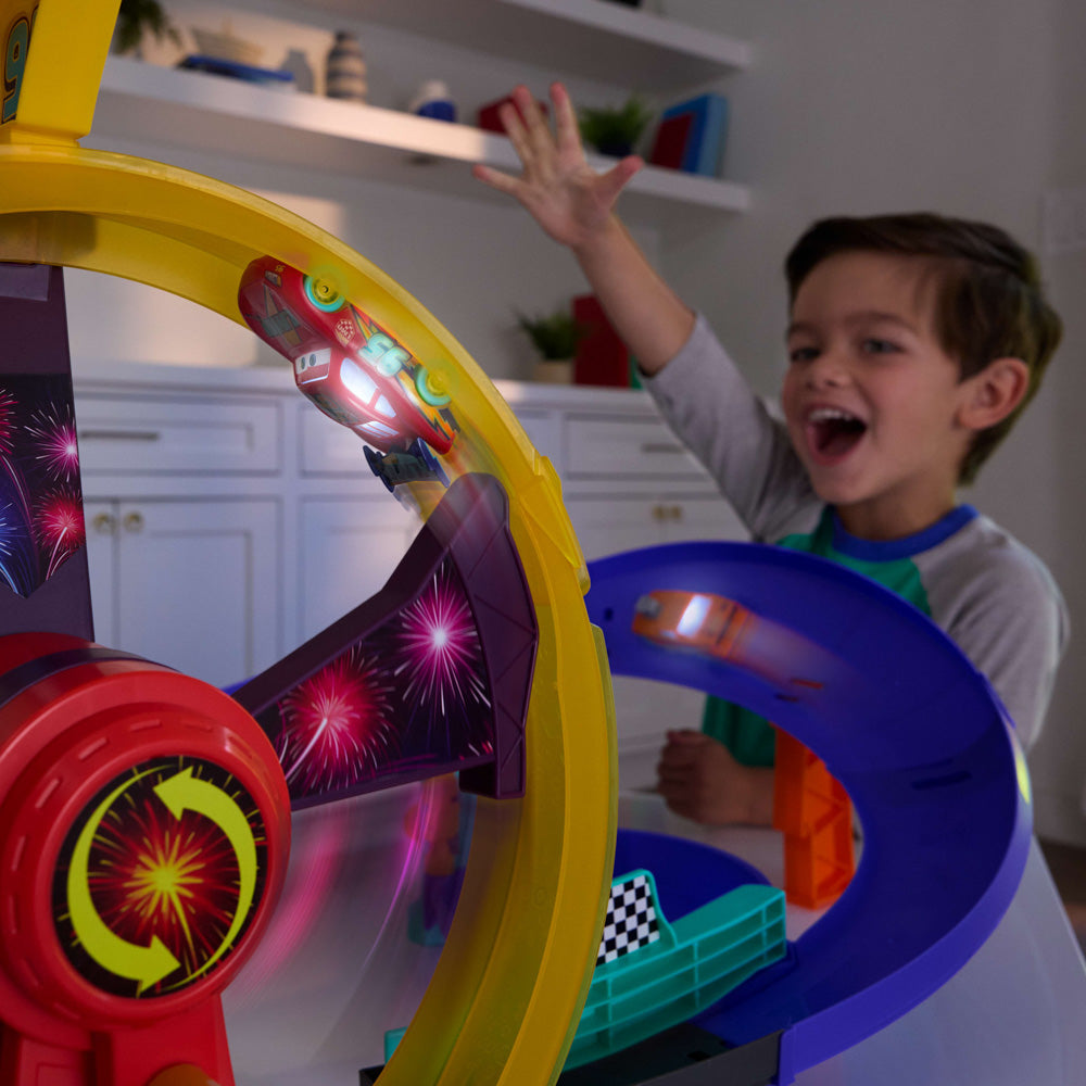 Disney Pixar Cars Light Up Lightning McQueen Celebration Raceway track set playset.