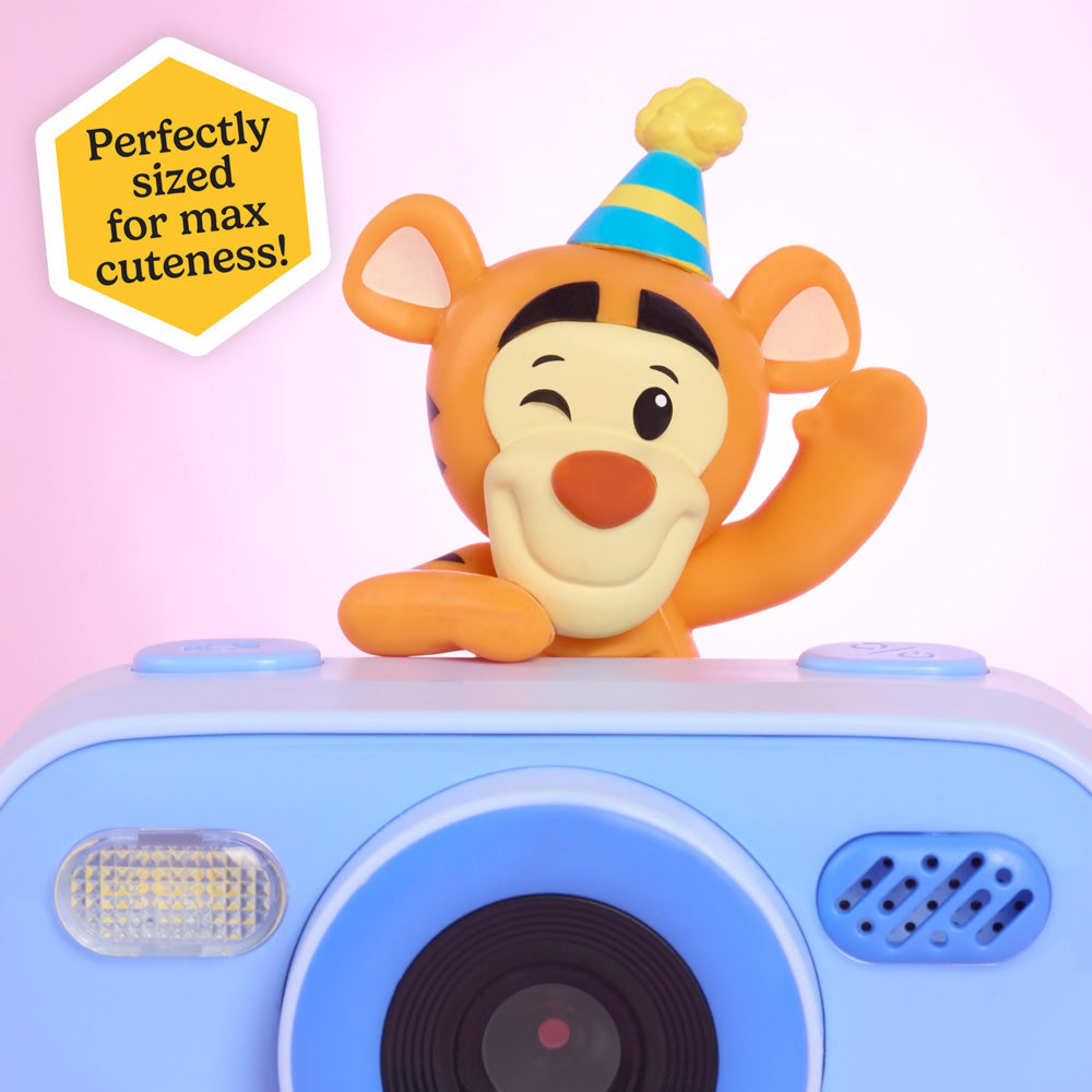Disney Winnie the Pooh Attachmeez Blind Box toy.