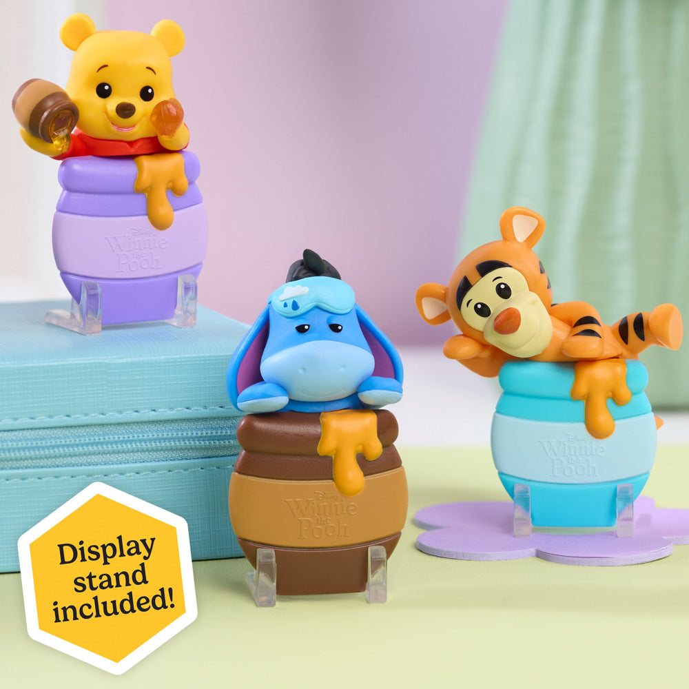 Disney Winnie the Pooh Attachmeez Blind Box toy.