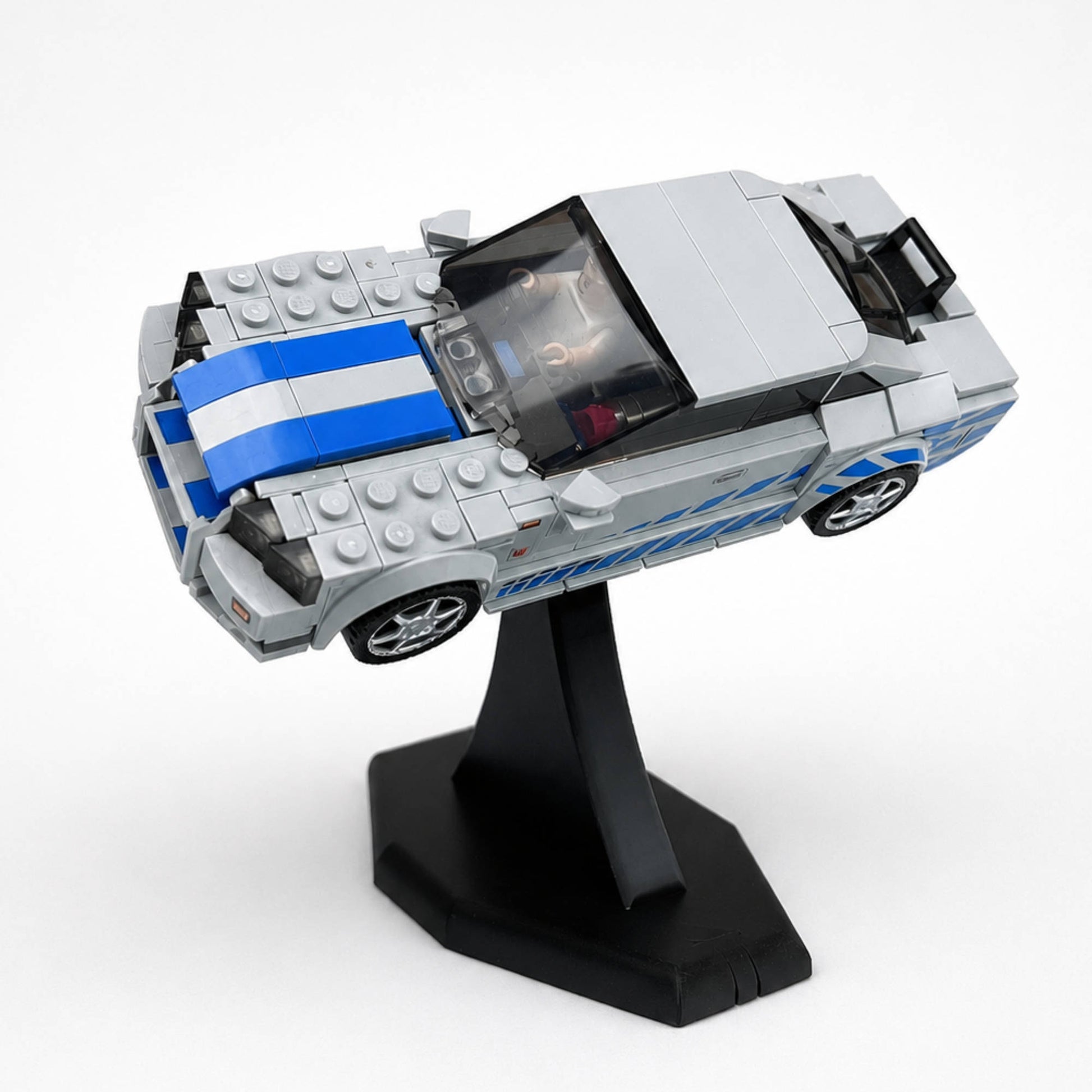 Car displayed on the DisplayX 45° Angled 10cm LEGO Display Stand