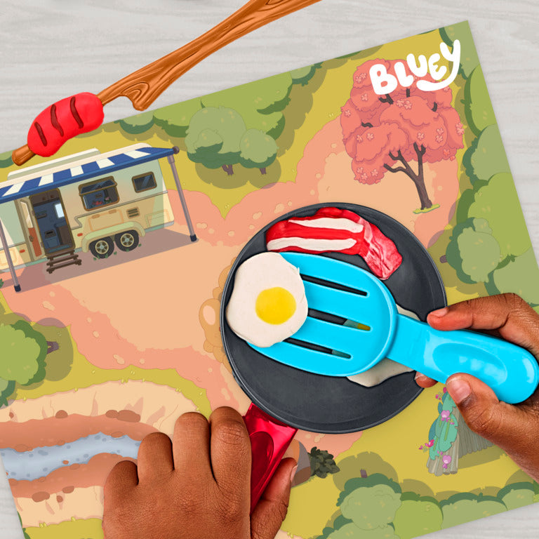 Play-Doh Bluey Goes Camping Playset