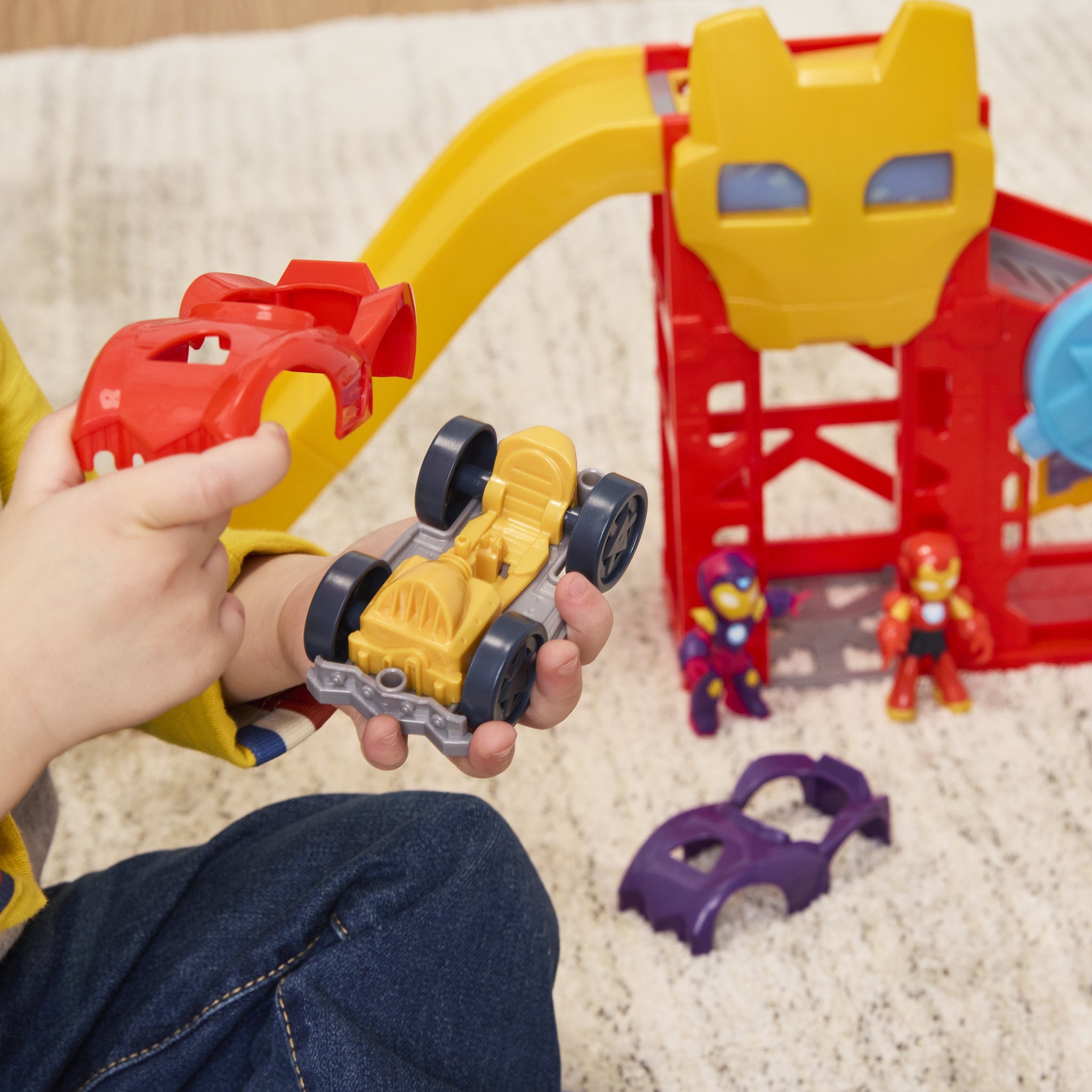 Marvel Iron Man and His Awesome Friends Iron Garage Playset