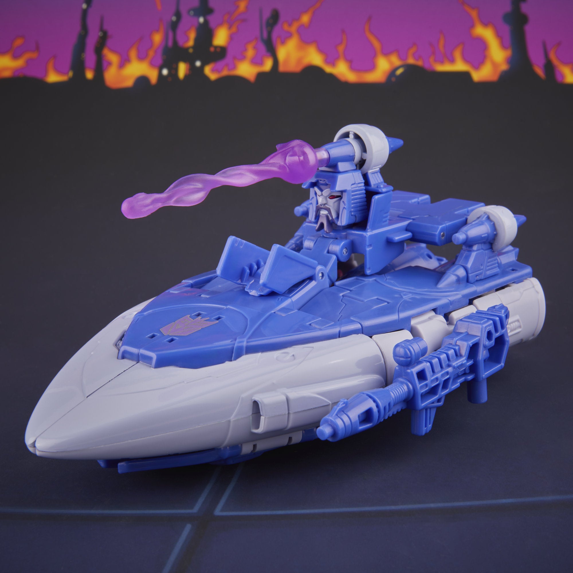 Transformers: The Movie Studio Series MTMTE Collection Voyager Class Scourge