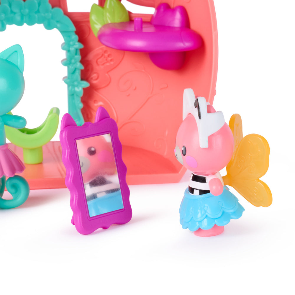 Fairy bear figure looking into mirror, in the Gabby's Dollhouse Fairylandia Kitty Fairy's Flutter-riffic Rings Playset