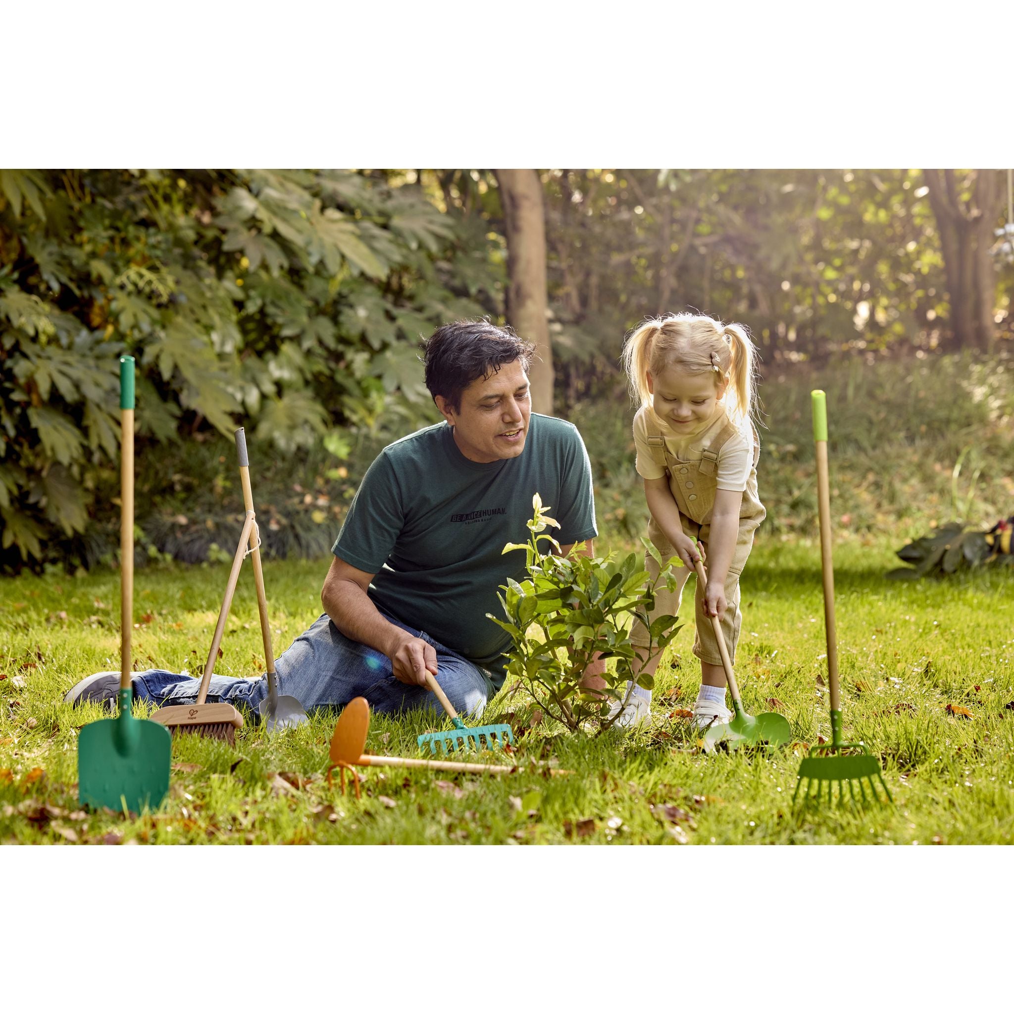 Hape Pointed Garden Shovel