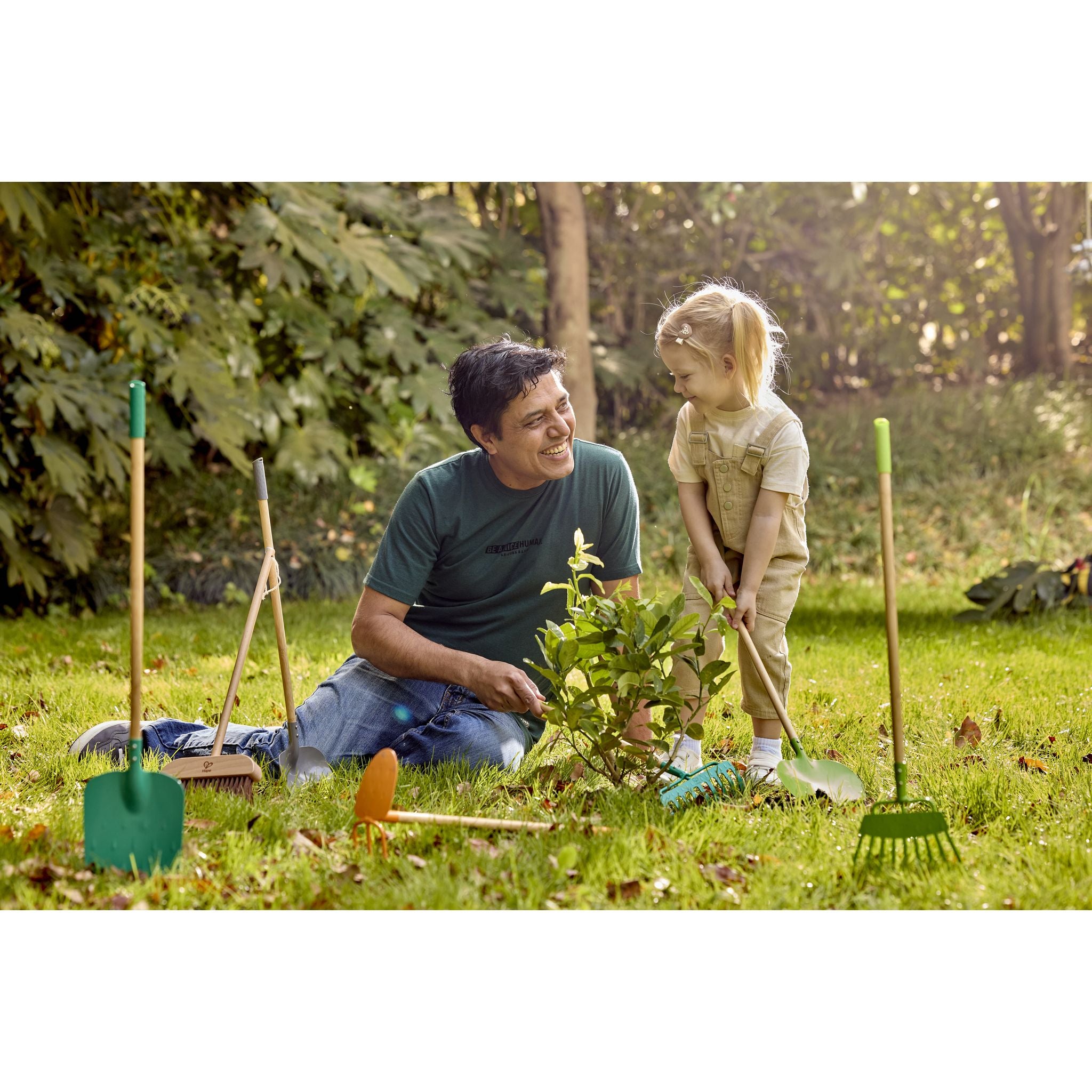 Hape Pointed Garden Shovel