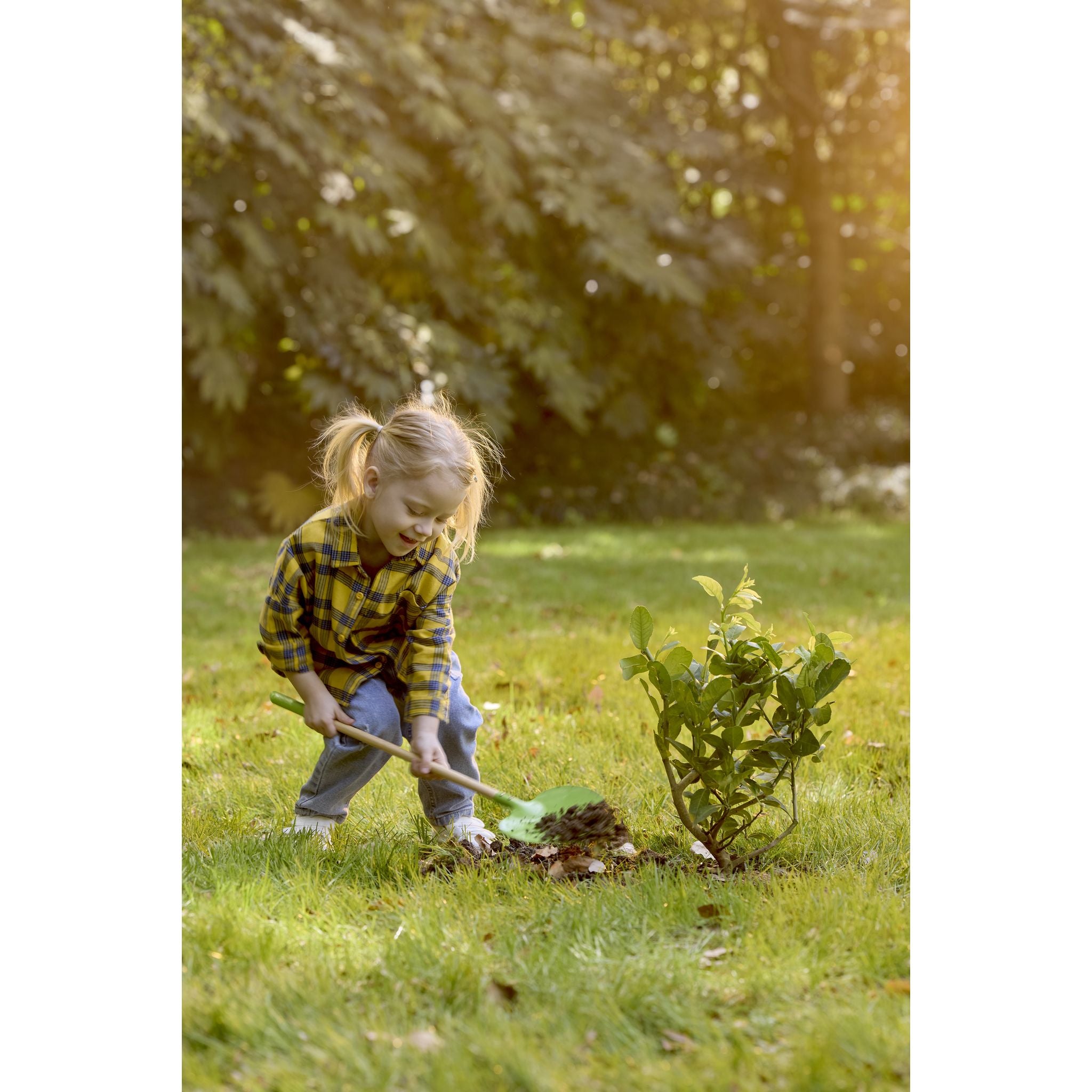 Hape Pointed Garden Shovel