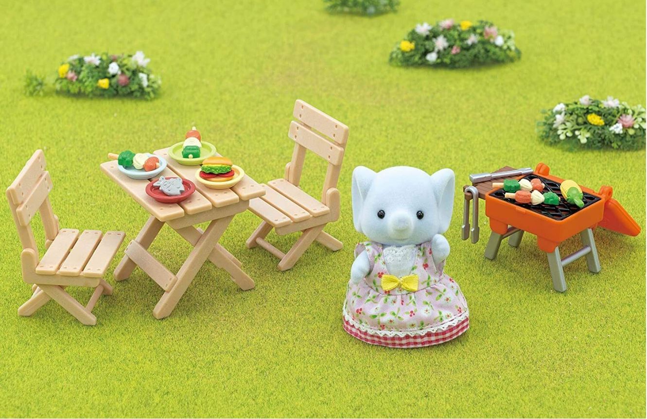 Sylvanian Families Accessories Bbq Picnic Set With Elephant Girl