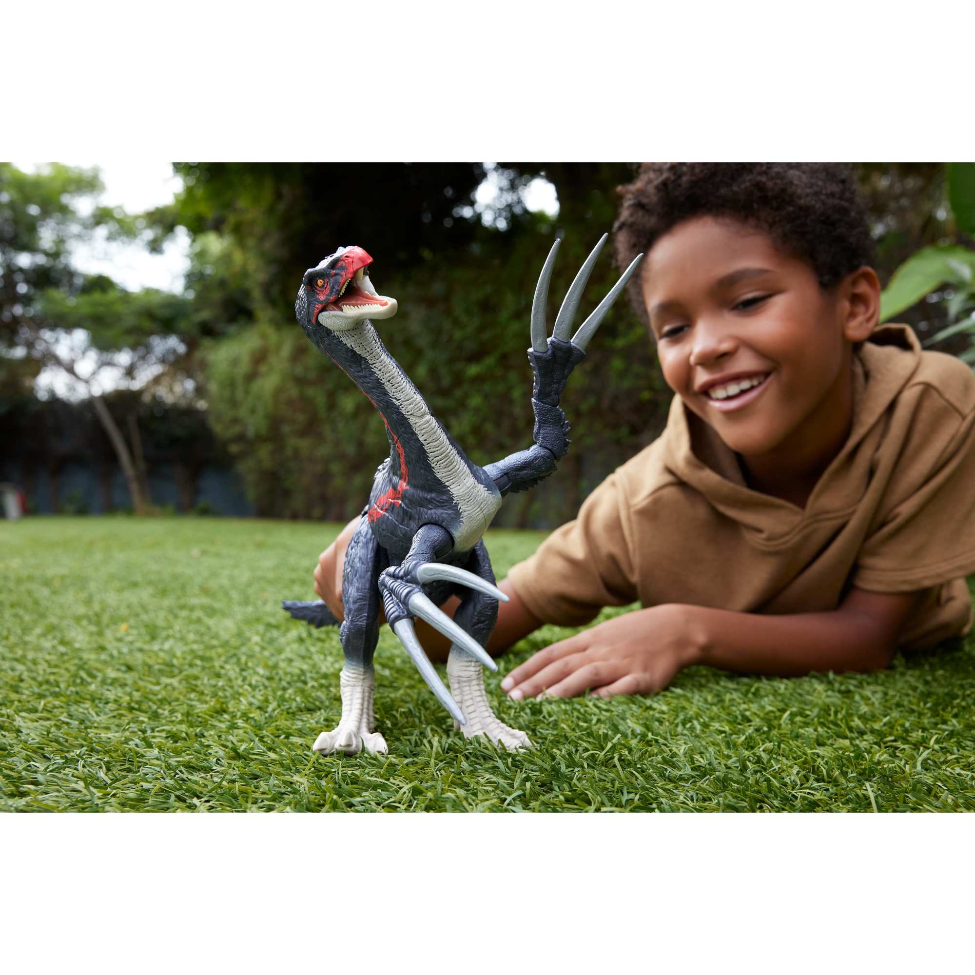 Jurassic World  Feature Therizinosaurus