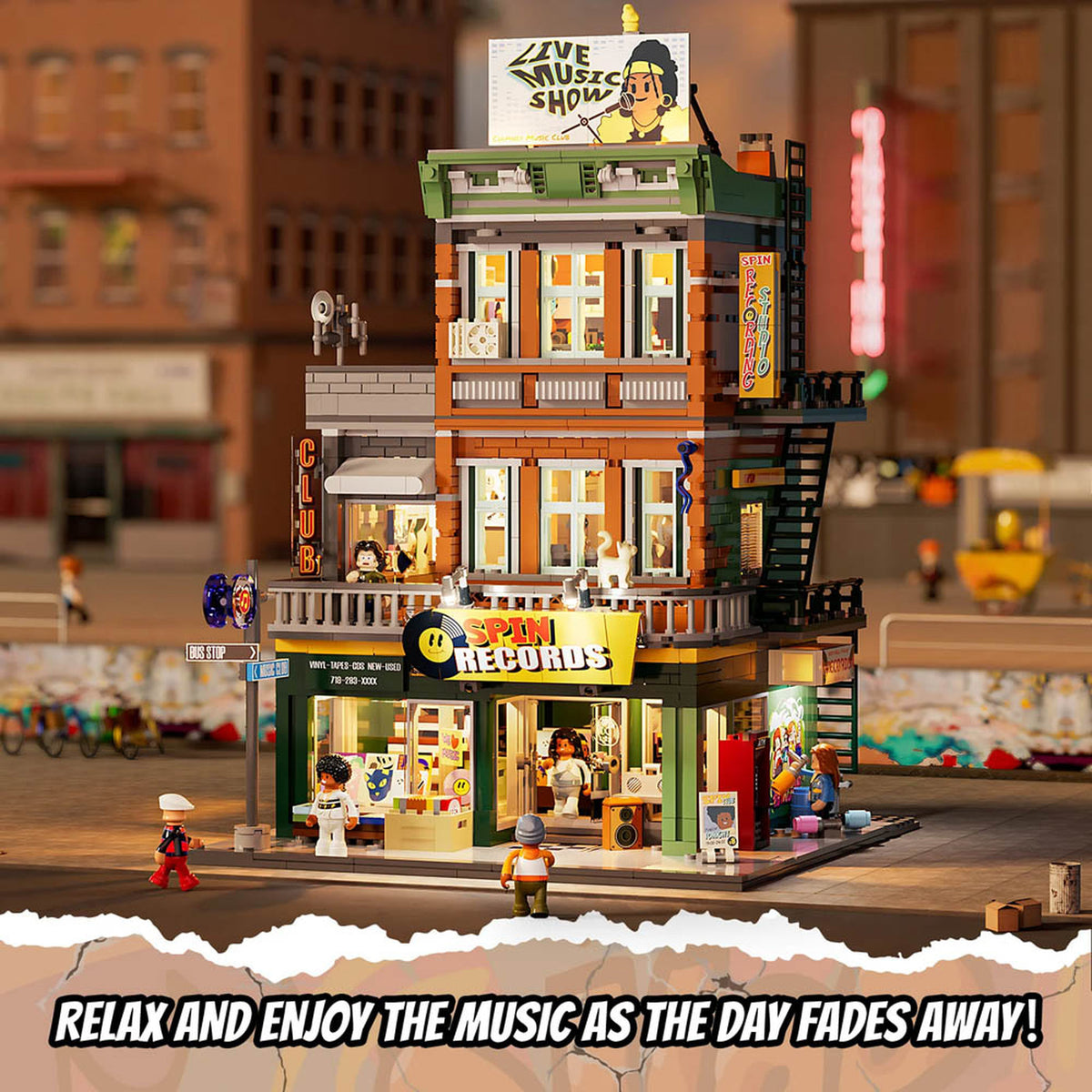Lumibricks Street Fusion Record Store