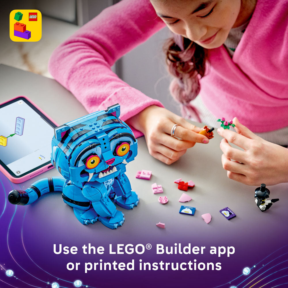 Ues the lego builder app to make the LEGO 72537 KPop Demon Hunters Derpy Tiger and Sussie Bird set.