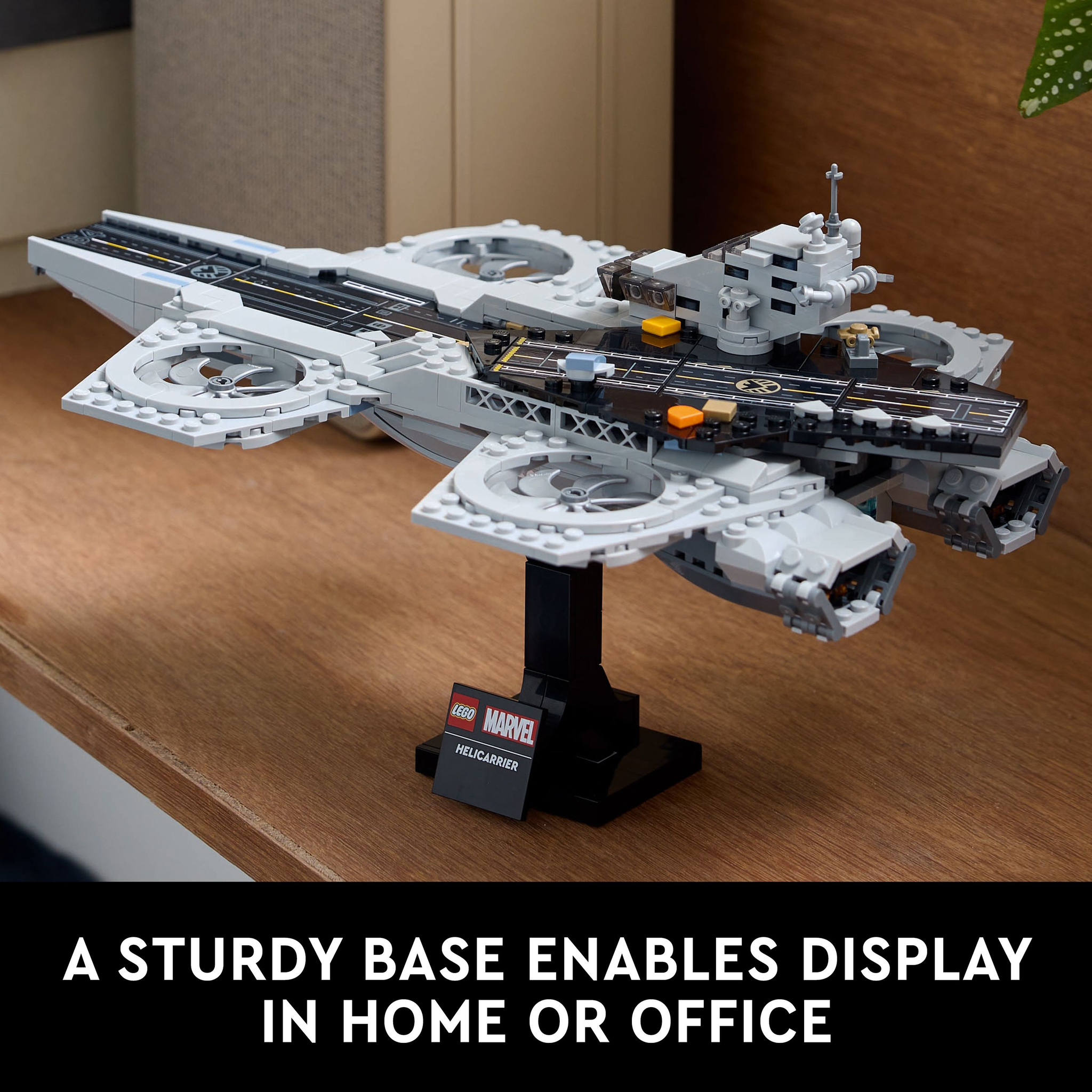 LEGO 76295 Marvel The Avengers Helicarrier