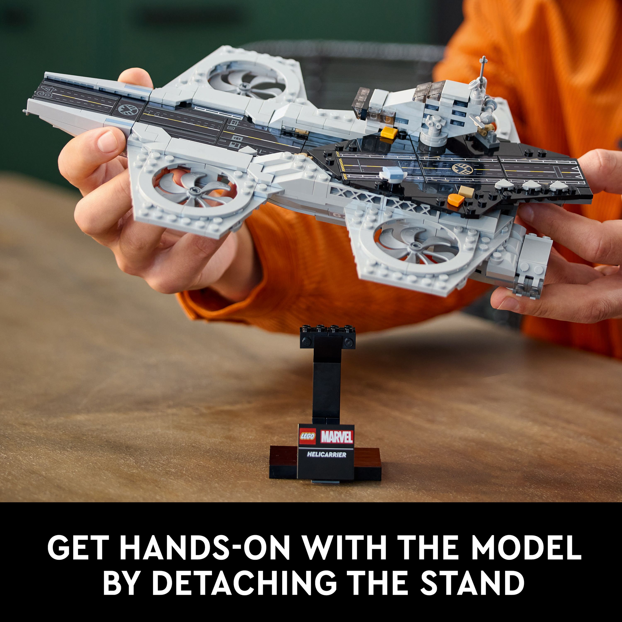 LEGO 76295 Marvel The Avengers Helicarrier